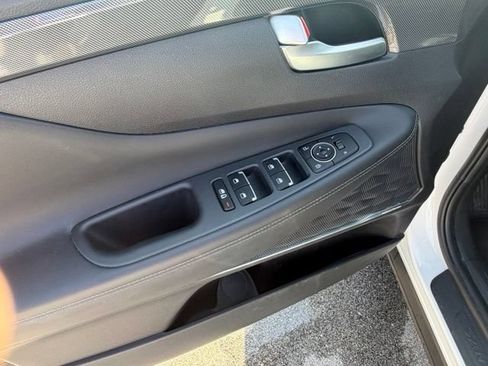 Used 2023 Hyundai Santa Fe SEL w/ Premium Package AWD/4WD image 15