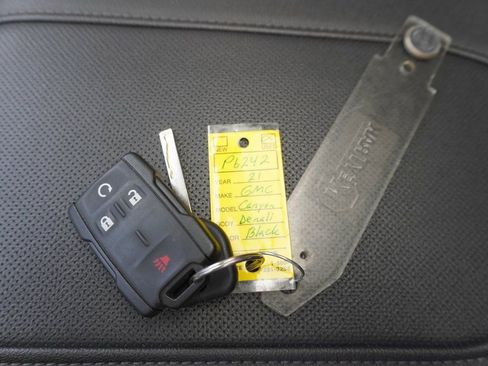 Used 2021 GMC Canyon Denali image 34