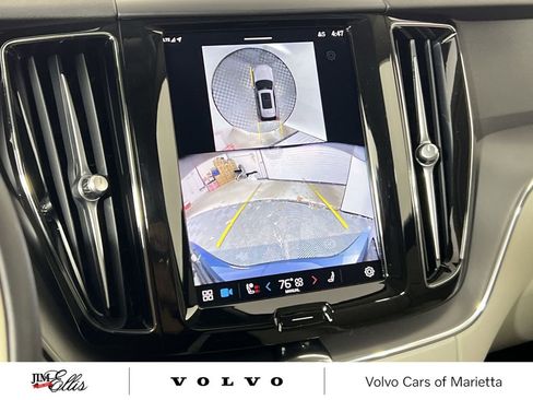 Used 2025 Volvo XC60 B5 Plus w/ Climate Package image 23