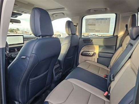 New 2025 Ford Maverick Lariat w/ 4K Tow Package image 12