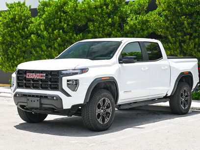 Used 2024 GMC Canyon Elevation w/ Elevation Premium Package