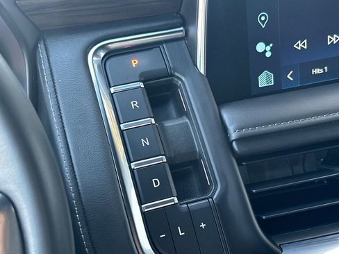 Used 2023 Chevrolet Tahoe LT image 20