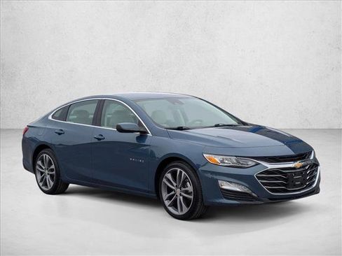 Used 2024 Chevrolet Malibu LT image 3