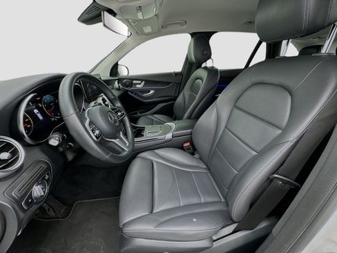 Used 2021 Mercedes-Benz GLC 300 image 13