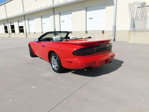 Used 1997 Pontiac Firebird Formula image 25