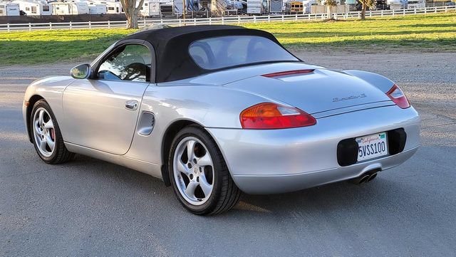Used 2000 Porsche Boxster S RWD image 2