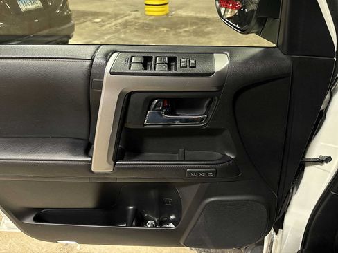 Used 2023 Toyota 4Runner Limited AWD/4WD image 24