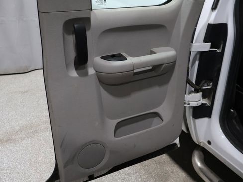 Used 2010 Chevrolet Silverado 2500 W/T image 21