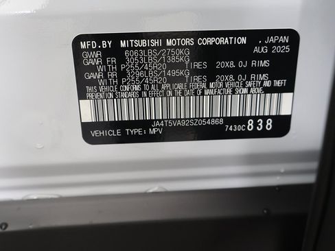 New 2025 Mitsubishi Outlander SE image 60