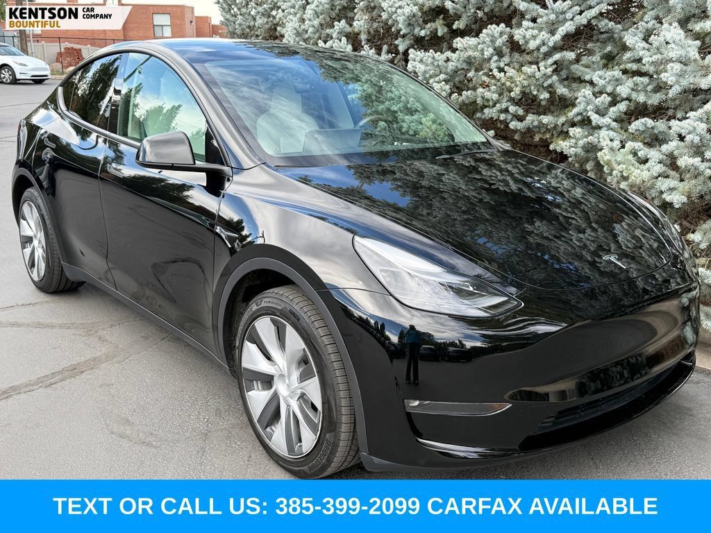 Used 2023 Tesla Model Y Long Range AWD/4WD image 12