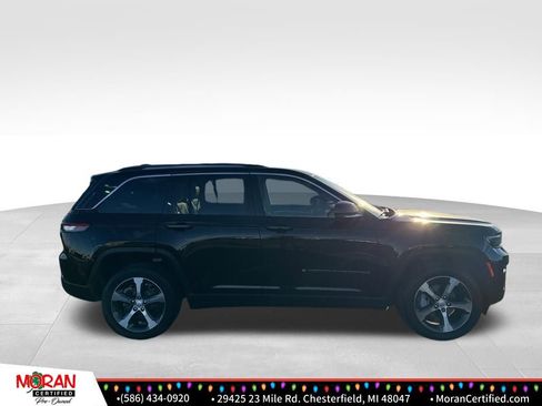 Used 2023 Jeep Grand Cherokee Limited image 6