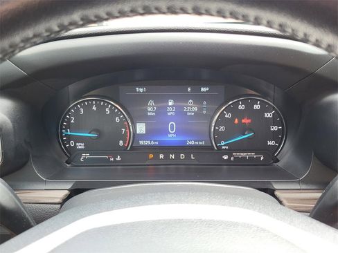 Used 2022 Ford Explorer Limited w/ Equipment Group 301A image 24