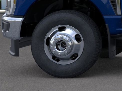 New 2026 Ford F350 King Ranch w/ Chrome Package image 19