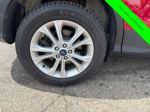 Used 2019 Ford Escape SEL AWD/4WD image 13