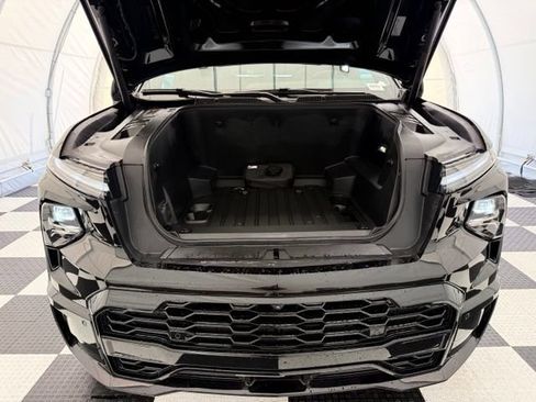 Used 2025 Chevrolet Silverado EV RST AWD/4WD image 10