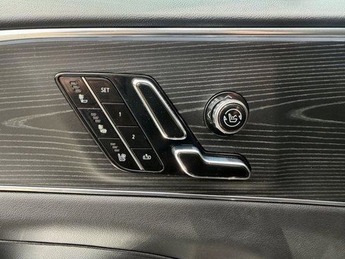 Used 2024 Cadillac Lyriq Luxury AWD/4WD image 26