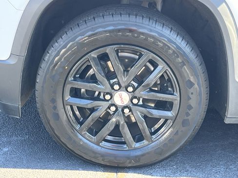 Used 2019 GMC Acadia SLT image 33