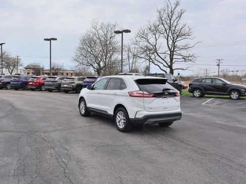 Used 2023 Ford Edge SEL w/ Convenience Package AWD/4WD image 5