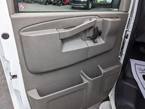 Used 2024 GMC Savana 2500 w/ Driver Convenience Package image 11