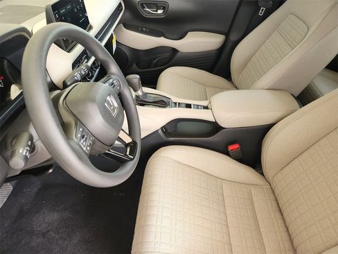 New 2026 Honda HR-V LX image 10