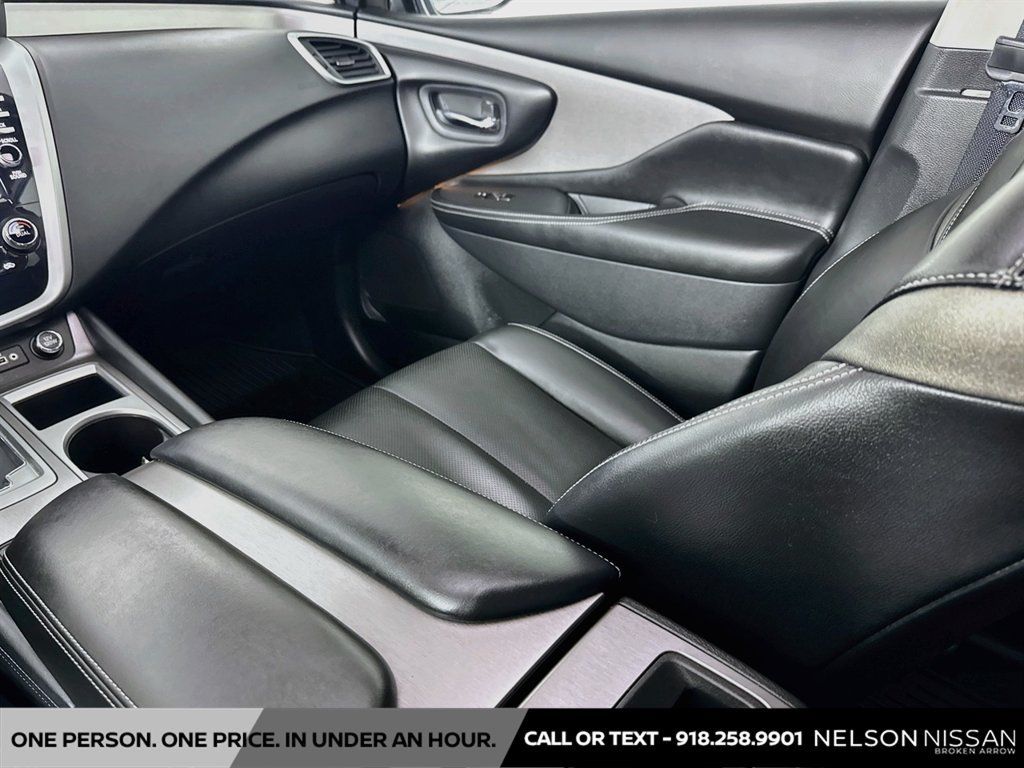 Used 2020 Nissan Murano SL w/ Moonroof Package FWD image 25