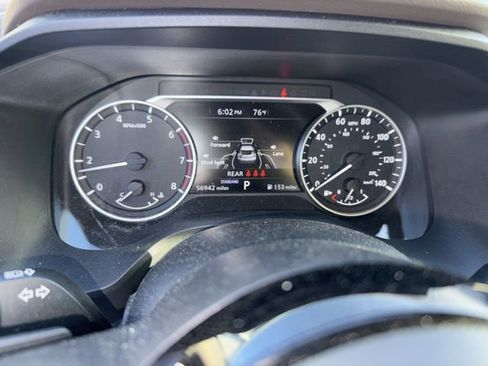 Used 2021 Nissan Rogue SV w/ Premium Package image 12