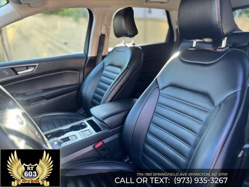 Used 2024 Ford Edge SEL AWD/4WD image 13