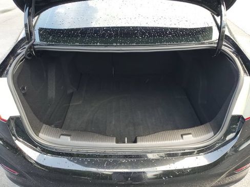Certified 2017 Chevrolet Cruze LT w/ Convenience Package FWD image 8