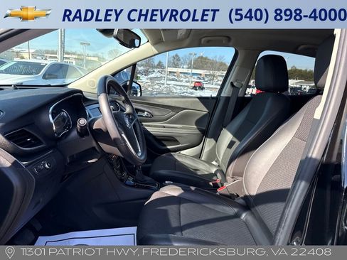 Certified 2022 Buick Encore Preferred w/ Safety Package image 3