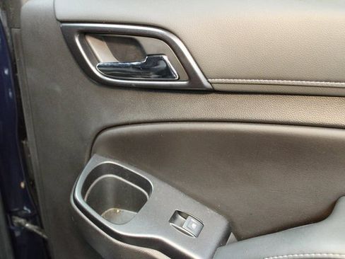 Used 2019 Chevrolet Tahoe Premier image 13