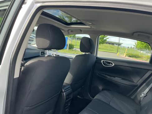Used 2018 Nissan Sentra SR Turbo FWD image 15