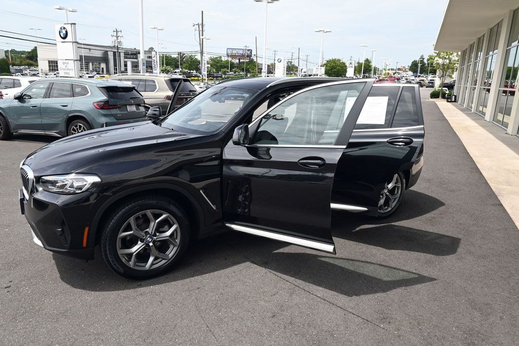 Used 2024 BMW X3 xDrive30i w/ Convenience Package AWD/4WD image 39