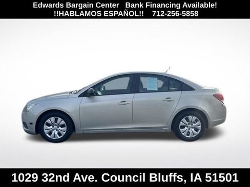 Used 2014 Chevrolet Cruze LS FWD image 4