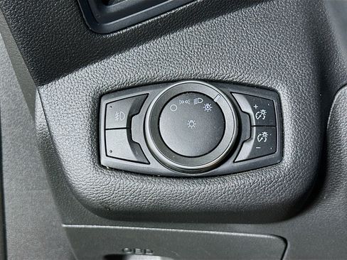 Used 2019 Ford Escape SEL image 16