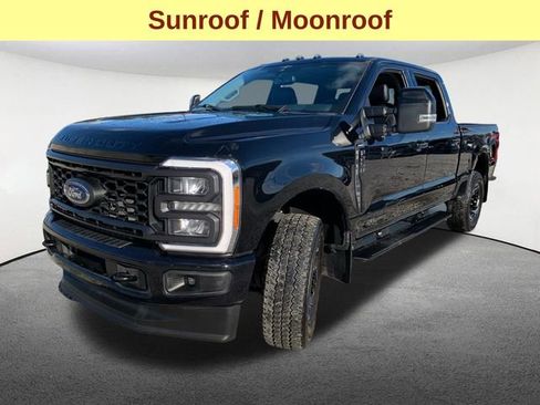 Used 2023 Ford F250 Lariat w/ Sport Appearance Package image 5