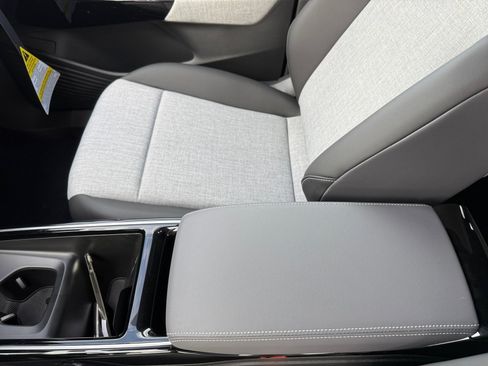 New 2026 Volkswagen ID.4 Pro image 14