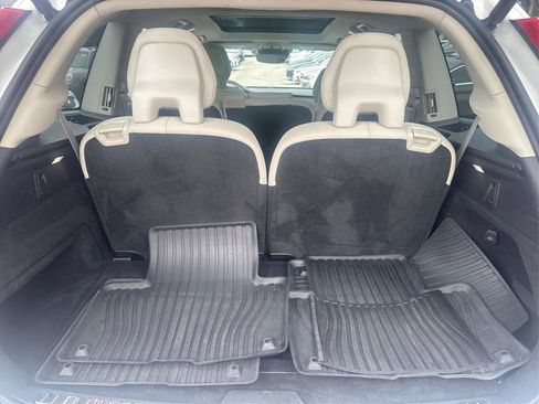 Used 2021 Volvo XC90 T6 Momentum w/ Advanced Package AWD/4WD image 12
