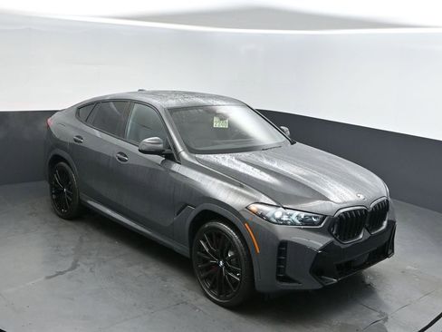 New 2026 BMW X6 xDrive40i w/ Climate Comfort Package image 36