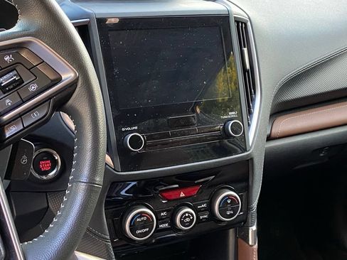 Used 2024 Subaru Forester Touring w/ POP Package 3 AWD/4WD image 9