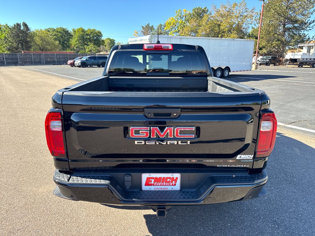 Used 2025 GMC Canyon Denali AWD/4WD image 4