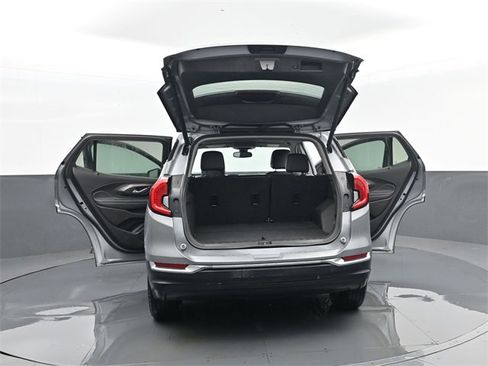 Used 2023 Chrysler Pacifica Touring-L image 22