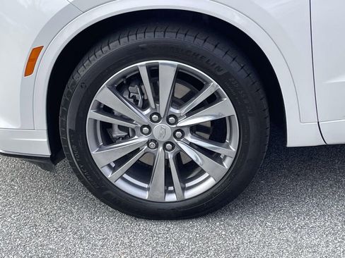 Certified 2023 Cadillac XT6 Premium Luxury image 9