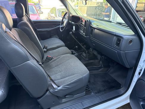 Used 2000 Chevrolet Silverado 1500 4x4 Extended Cab image 22