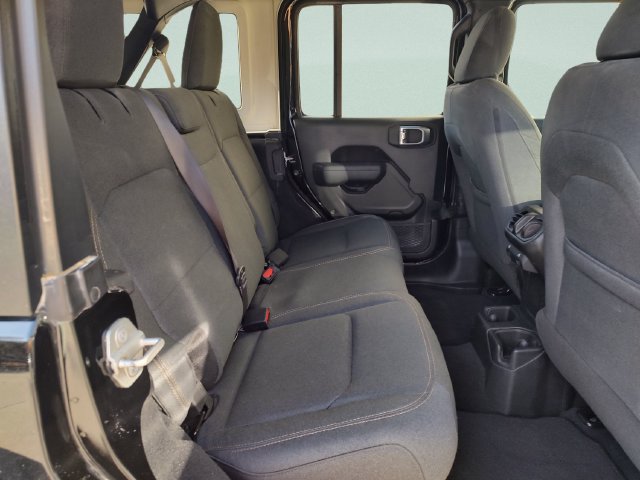 Used 2024 Jeep Wrangler Unlimited Sport AWD/4WD image 37