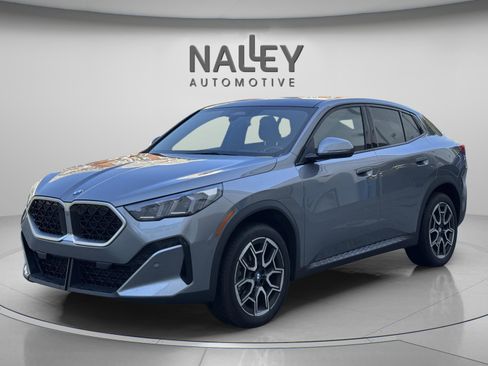 Used 2025 BMW X2 xDrive28i image 1