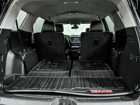 Used 2021 GMC Acadia SLT w/ Premium Package AWD/4WD image 9