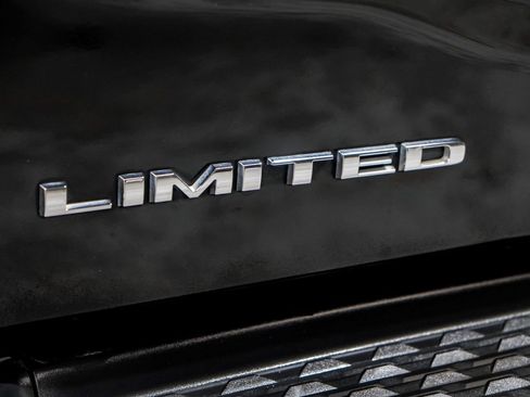 Used 2020 RAM 3500 Limited image 57