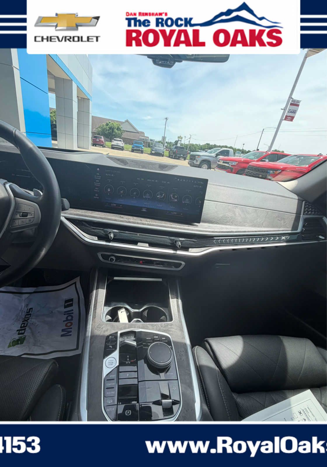 Used 2023 BMW X7 xDrive40i w/ Premium Package AWD/4WD image 13
