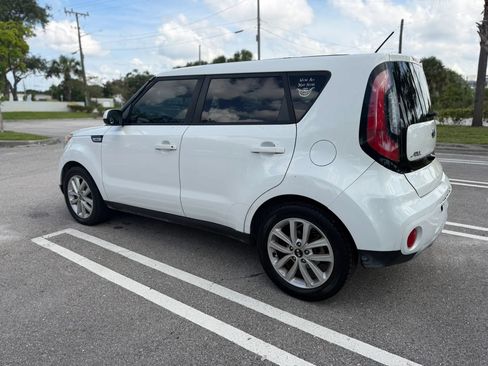 Used 2019 Kia Soul + FWD image 2