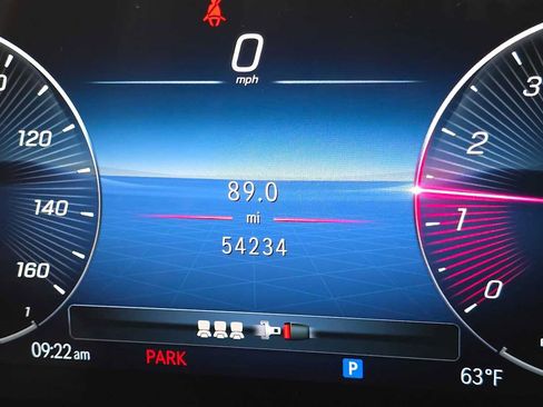 Certified 2024 Mercedes-Benz GLE 450 4MATIC image 29
